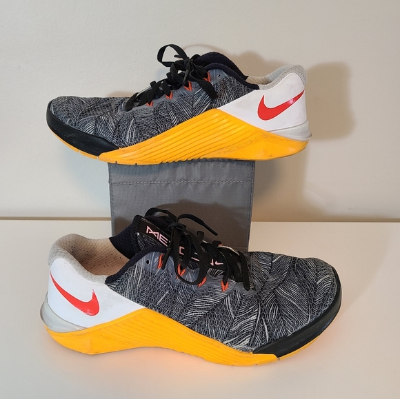 Nike Shoes - Nike Metcon 5 Black/Team Orange-White AO2982-081